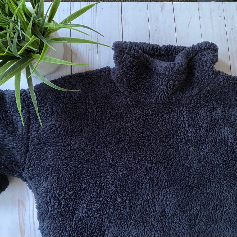NWOT Jones NY Sherpa Pullover